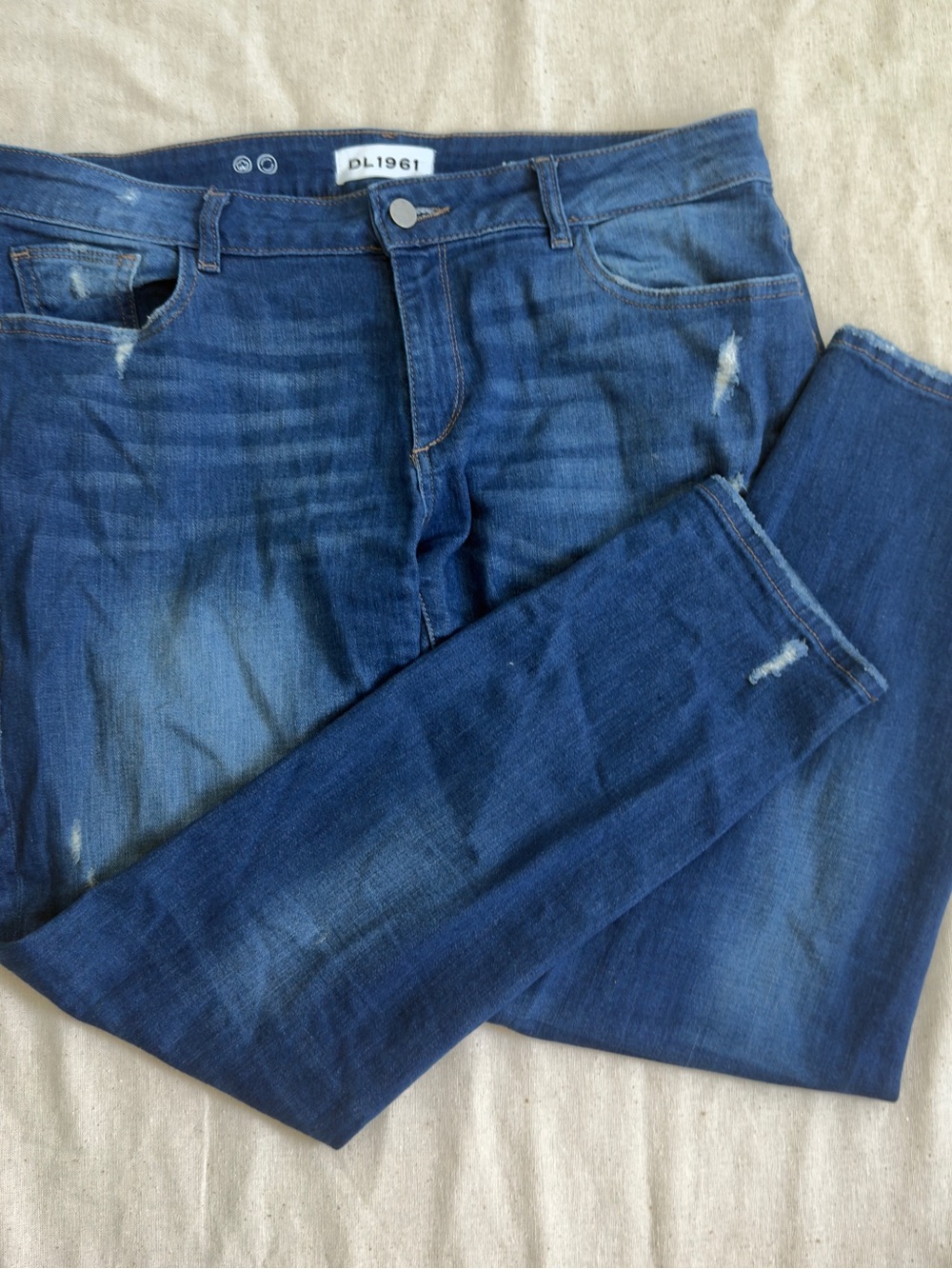 DL1961 Men's Dark Blue Slim Distressed Jeans